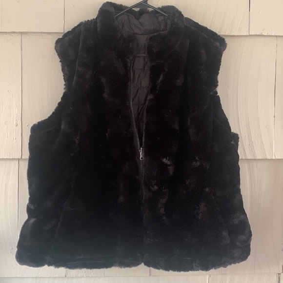 NICOLE Miller reversible quilted black faux fur vest - Picture 8 of 12
